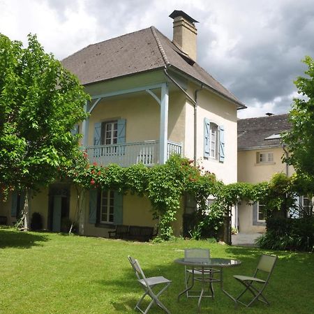 Gîte d'étape Le Couvent d'Ossau Louvie Juzon Extérieur photo