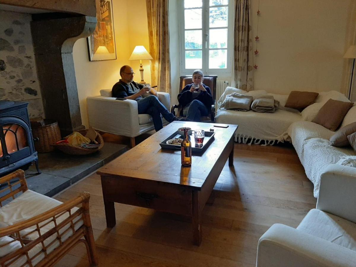 Gîte d'étape Le Couvent d'Ossau Louvie Juzon Extérieur photo